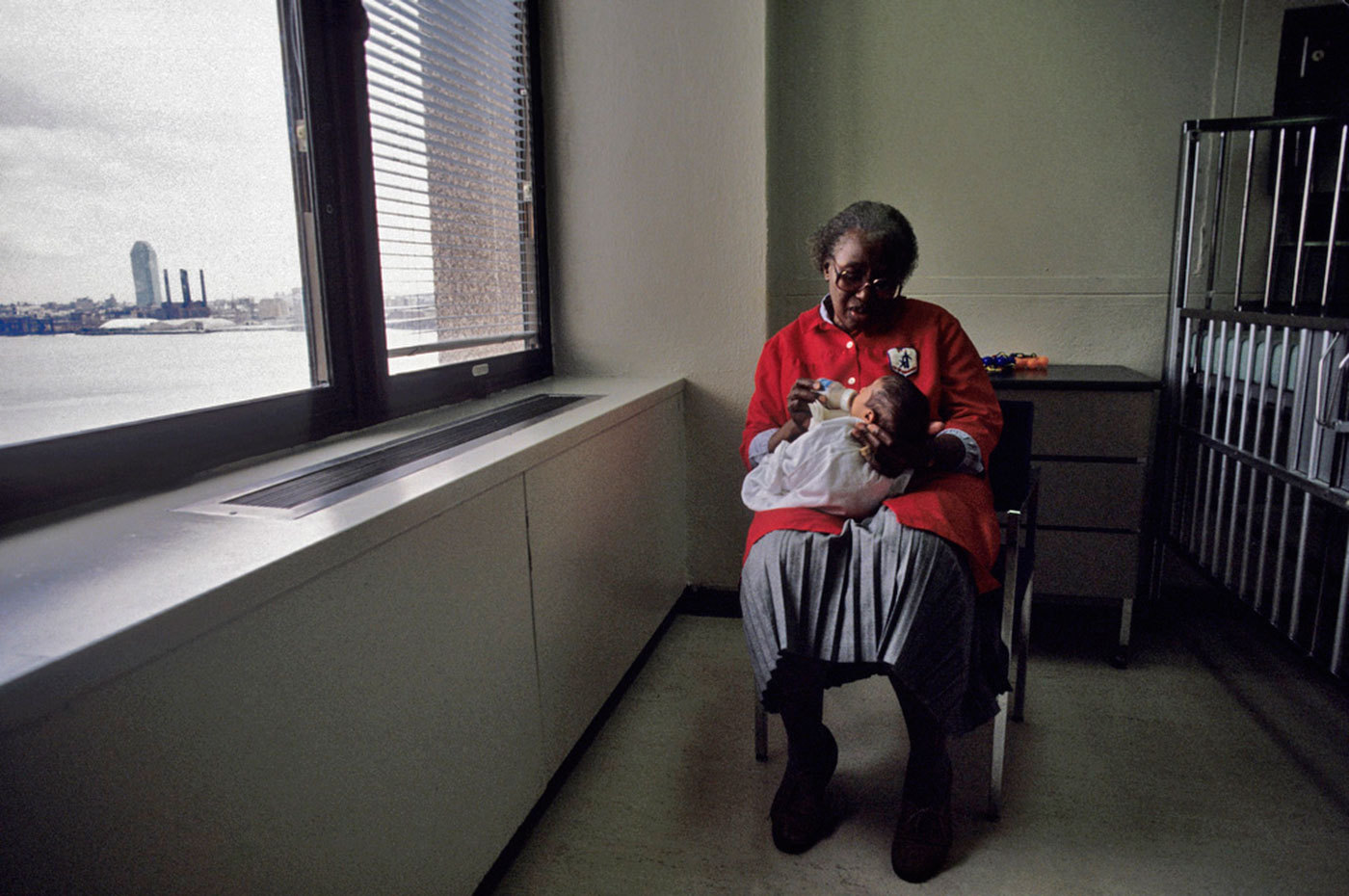 Foster Grandparent program, NY : HEALTHCARE & MEDICAL : Viviane Moos |  Documentary Photographer