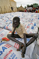 USA emergency sorghum grain donations for Southern Sudan - © Viviane Moos