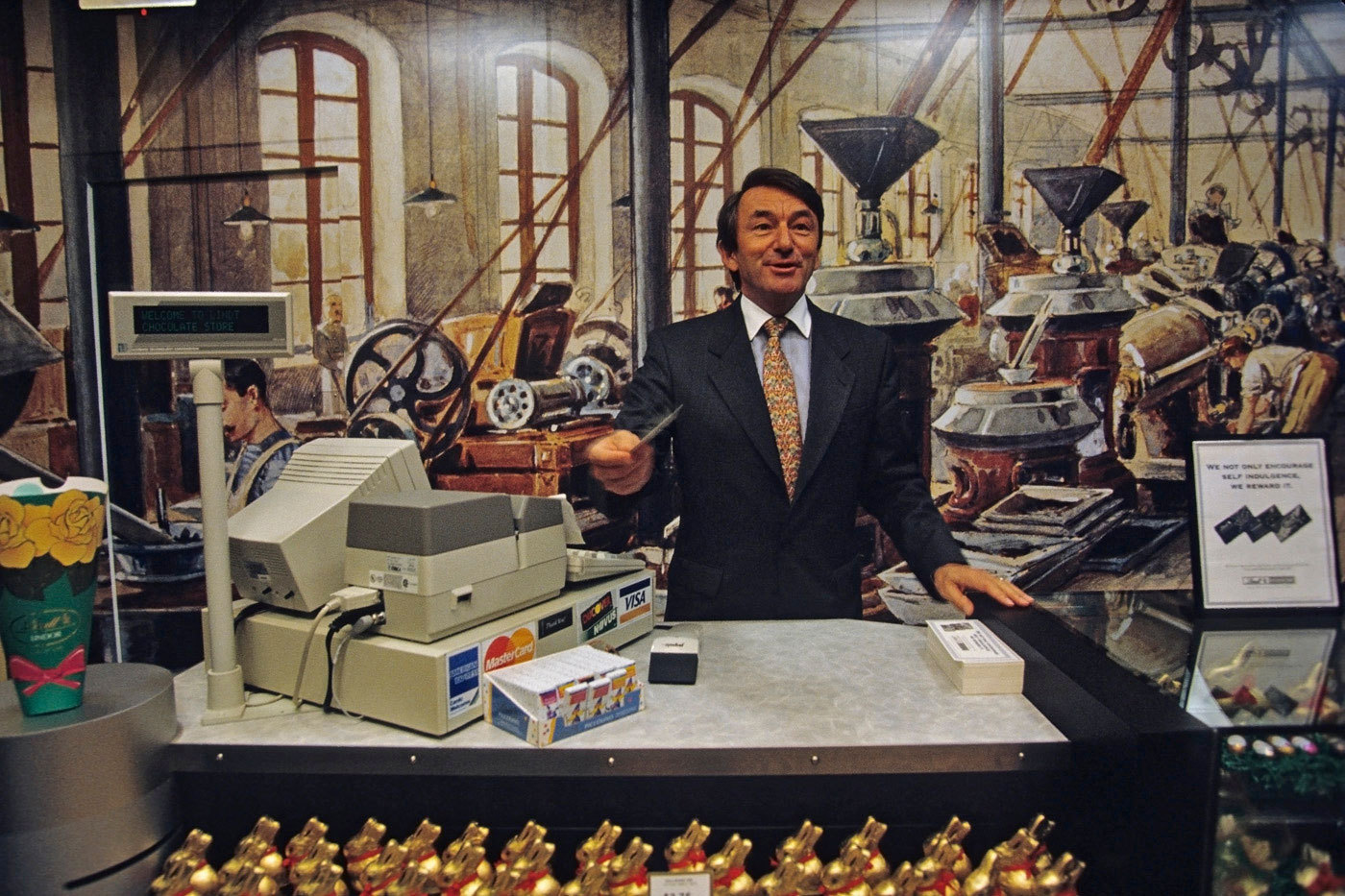 Ernst Tanner, CEO of Lindt, Switzerland. : PORTRAITS : Viviane Moos |  Documentary Photographer